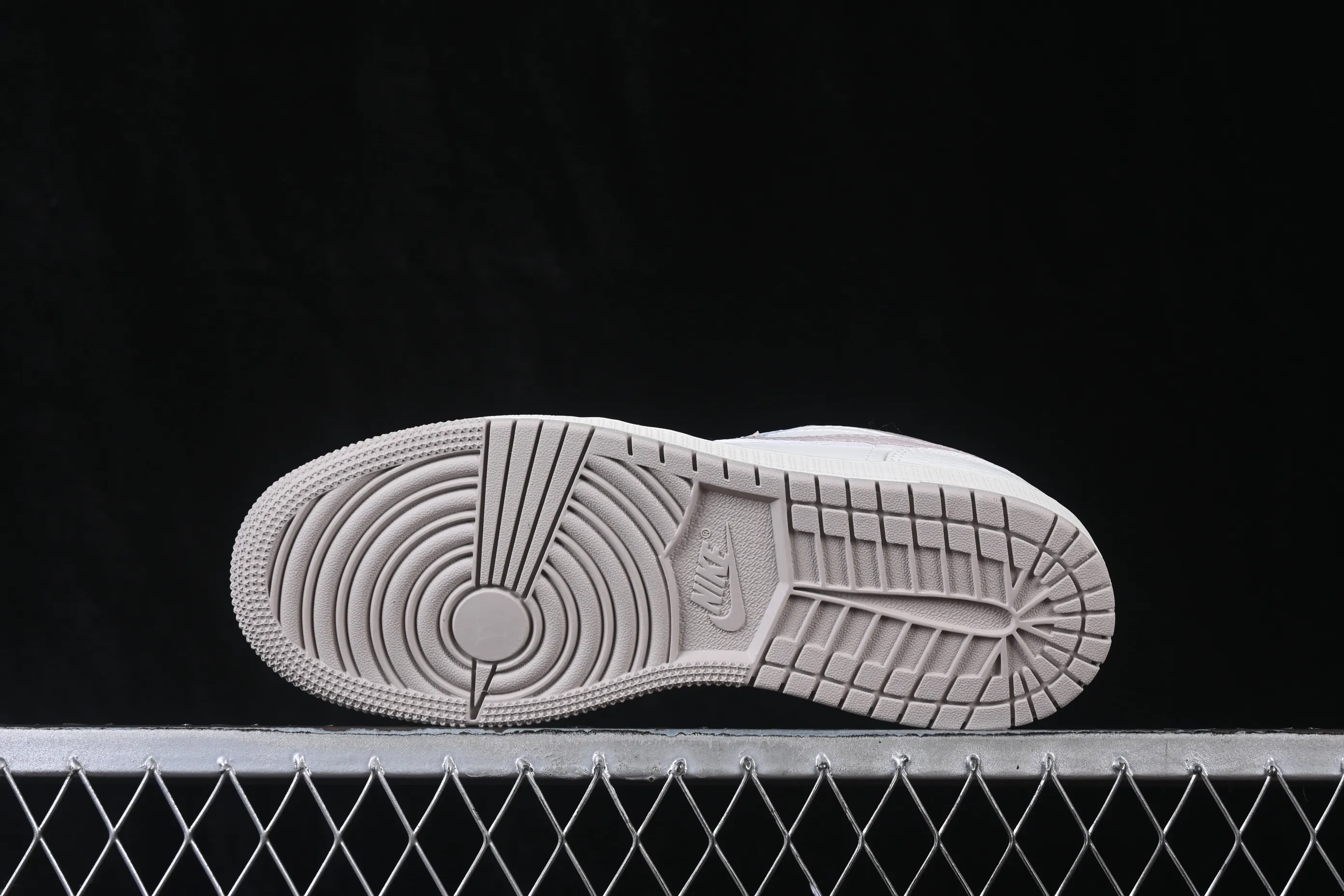 All categories Air Jordan Jordan series basketball shoes Air Jordan 1 Low G version pure original Air Jordan 1 Low AJ1 Joe 1 white powder blue low-top retro culture basketball shoes IV3219-161